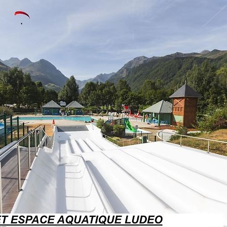 Chalets de Las Costes: Rustic Forest Retreat near Loudenvielle Ski Slopes Exterior photo